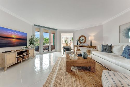 426-120 Se 5th Ave, Boca Raton, FL, 33432-5051 | Card Image