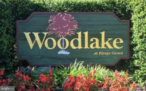 53 Woodlake Dr, MARLTON, NJ, 08053-3605 | Card Image