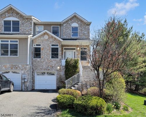 39 Autumn Ridge Rd, Morris Plains, NJ, 07950-1193 | Card Image