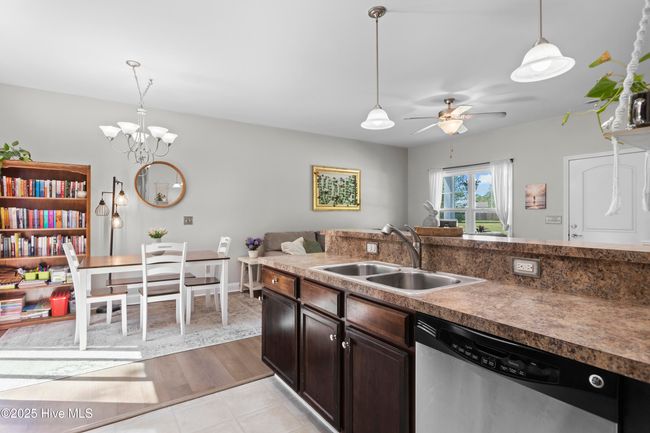 208 Murifield Dr, House other with 3 bedrooms, 3 bathrooms and 2 parking in Jacksonville NC | Image 9