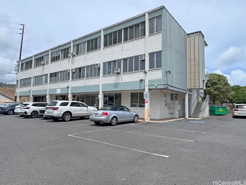 apt-2d-1055 Kalo Pl, Honolulu, HI, 96826-1608 | Card Image
