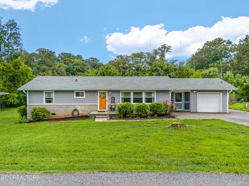1400 Charles Dr, Knoxville, TN, 37918-6717 | Card Image