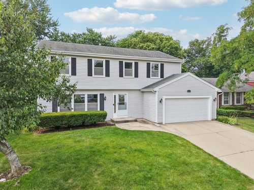 78 N Walnut Ln, Schaumburg, IL, 60194-3858 | Card Image