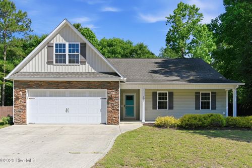 100 Old Dock Landing Rd, Sneads Ferry, NC, 28460-6894 | Card Image