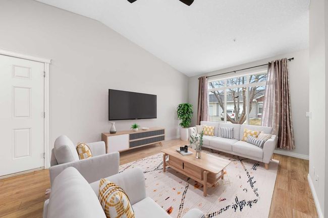 101 Sunvale Crescent Ne, Townhouse with 2 bedrooms, 2 bathrooms and 4 parking in High River AB | Image 4