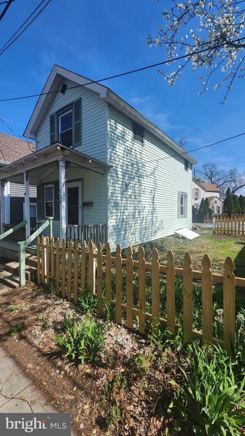 125 4th Ave, PITMAN, NJ, 08071-1423 | Card Image