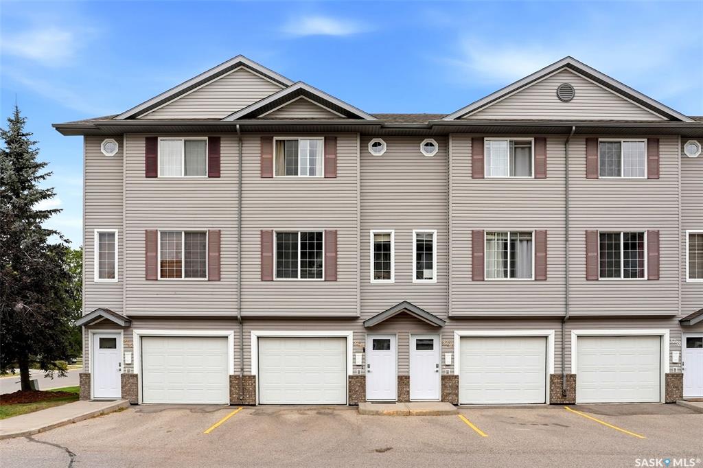 Residential in Regina