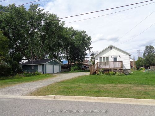 102 Tower St, Kirkland Lake, ON, P2N1P6 | Card Image
