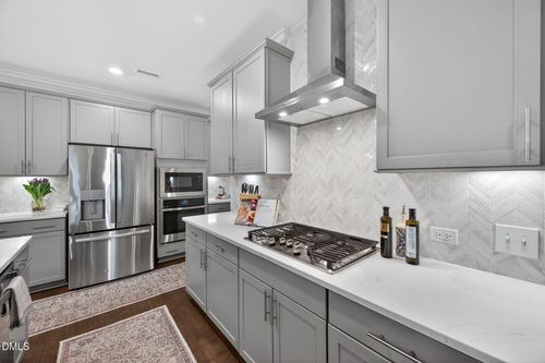 100 English Violet Ln, Raleigh, NC, 27610-7292 | Card Image