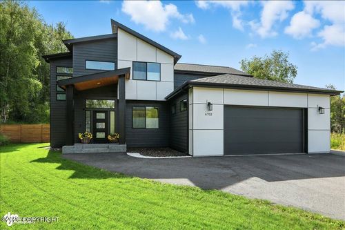 6702 N Goodwin Circle, Palmer, AK, 99645 | Card Image