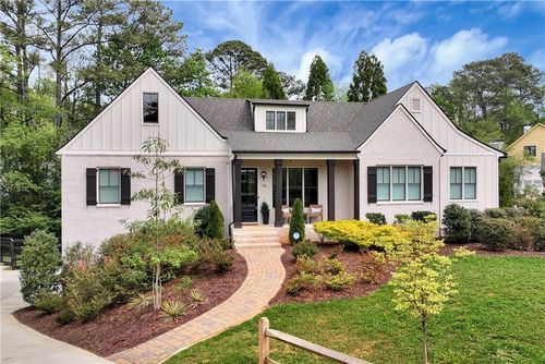 96 Woodstock Rd, Roswell, GA, 30075-3558 | Card Image