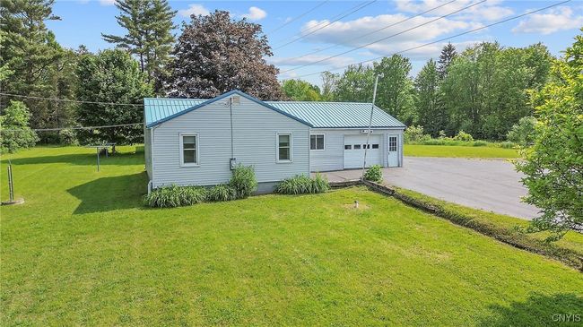 8278 Maple Rd, House other with 2 bedrooms, 2 bathrooms and null parking in Clay NY | Image 37