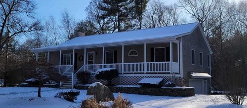 75 Laurie Ln, Swansea, MA, 02777-5029 | Card Image