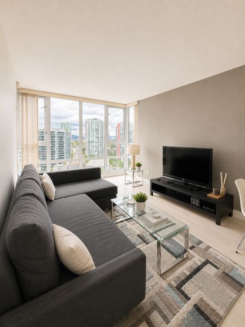 1802-1033 Marinaside, Vancouver, BC, V6Z3A3 | Card Image