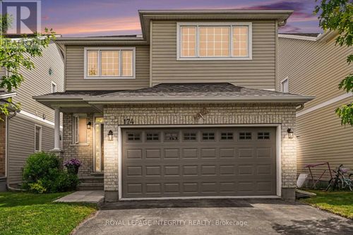 174 Bert Hall St, Arnprior, ON, K7S0H1 | Card Image