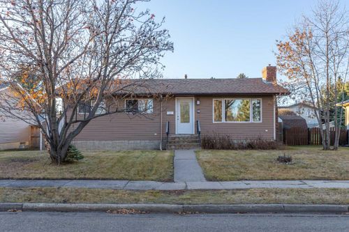 31 Montrose Ave, Camrose, AB, T4V2L6 | Card Image