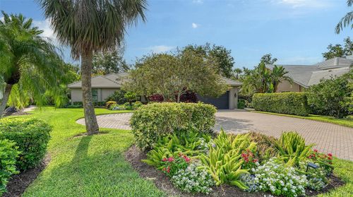 4761 Pine Harrier Dr, SARASOTA, FL, 34231-3360 | Card Image