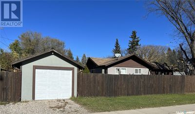 619 1st St E, House other with 2 bedrooms, 1 bathrooms and null parking in Meadow Lake SK | Image 1