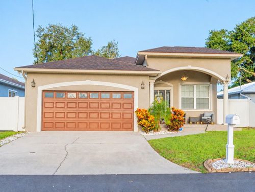 8930 N Newport Ave, TAMPA, FL, 33604-1246 | Card Image