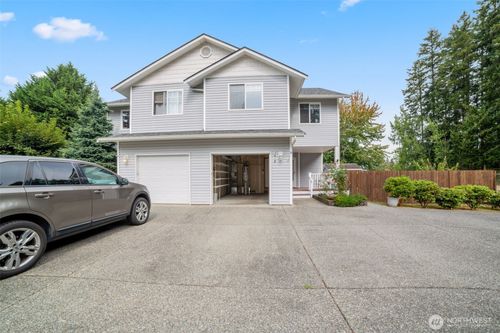 4b-3617 186th Pl Ne, Arlington, WA, 98223-7928 | Card Image