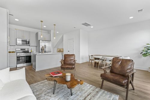 174-174 High Park Cir, Lebanon, TN, 37090-2217 | Card Image