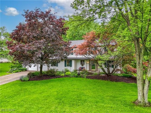 6900 Bauley Dr, Hudson, OH, 44236-3109 | Card Image