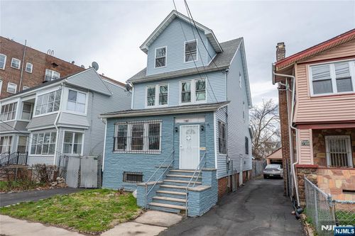 153 Augusta St, Irvington, NJ, 07111-3442 | Card Image
