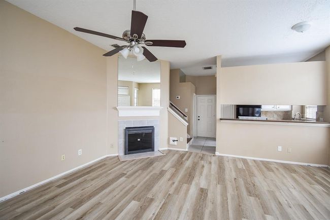 APT-173 - 8888 Benning Dr, Townhouse with 3 bedrooms, 3 bathrooms and 2 parking in Houston TX | Image 7