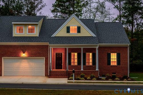 30307 Victoria Way, North Dinwiddie, VA, 23805-9726 | Card Image