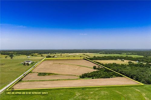 00000 Nelson Rd, Mound City, KS, 66056 | Card Image