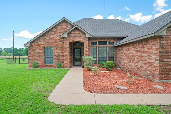 Recent roof and easy landscaping | Image 5