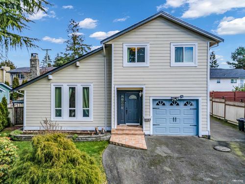 11162 Patricia Dr, Delta, BC, V4C3A4 | Card Image
