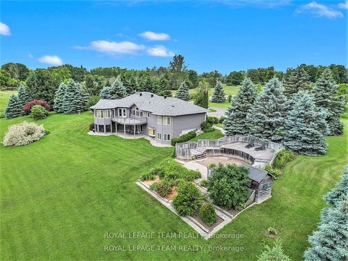 2124 County Rd 18, Kemptville, ON, K0G1J0 | Card Image