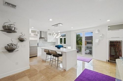 63 Isle Of Venice Dr, Fort Lauderdale, FL, 33301-1430 | Card Image