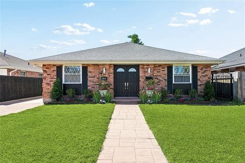 4616 Kawanee Ave, Metairie, LA, 70006-2717 | Card Image