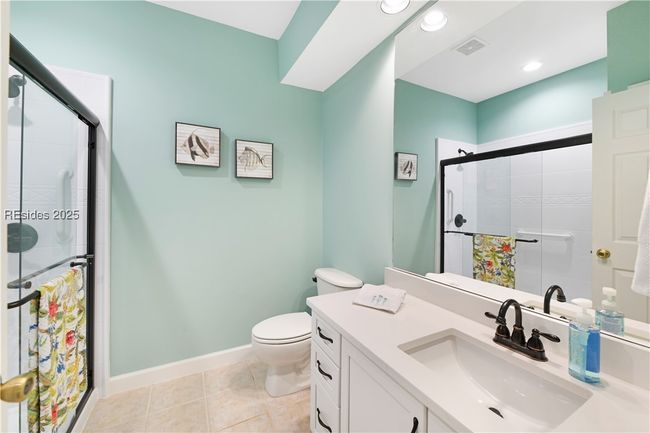 APT-1523 - 4 Indigo Run Dr, Condo with 2 bedrooms, 2 bathrooms and null parking in Hilton Head Island SC | Image 21