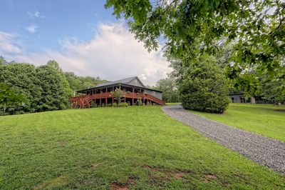 131 Horseshoe Lane, Home with 5 bedrooms, 3 bathrooms and null parking in Blairsville GA | Image 2