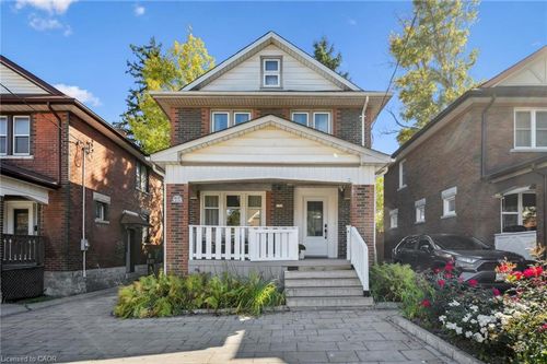 405 Wellington St N, Kitchener, ON, N2H5L3 | Card Image