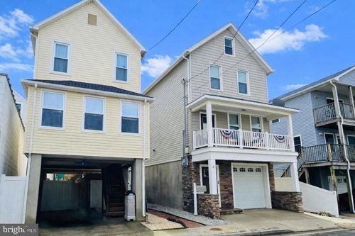 6 Beach St, Sea Bright, NJ, 07760-2210 | Card Image