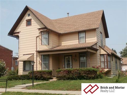 718 9th St, Pawnee City, NE, 68420-3607 | Card Image