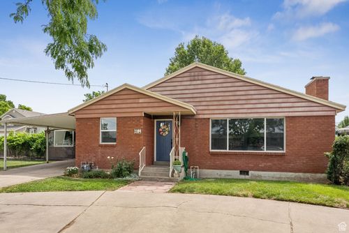2104 N 250 W, Sunset, UT, 84015-2515 | Card Image