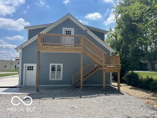 29 W High St, Mooresville, IN, 46158-1641 | Card Image