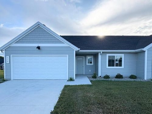4278 Highpoint Dr, Wayland, MI, 49348-9245 | Card Image