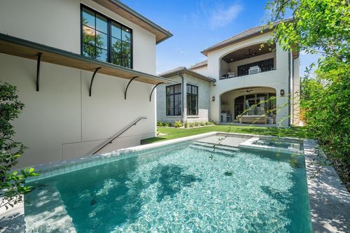 2307 Quarry Rd, Austin, TX, 78703-3838 | Card Image