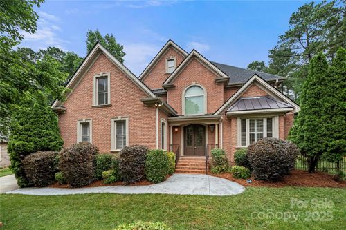 310 Ridge Reserve Dr, Lake Wylie, SC, 29710-6922 | Card Image
