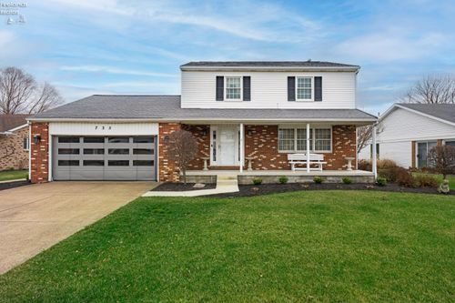 735 Grant St, Port Clinton, OH, 43452-2148 | Card Image