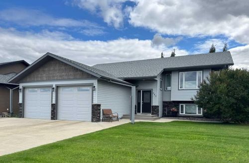 845 12 Street Se, Slave Lake, AB, T0G2A3 | Card Image