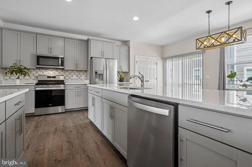 8358 Sallyport St, LORTON, VA, 22079-4370 | Card Image