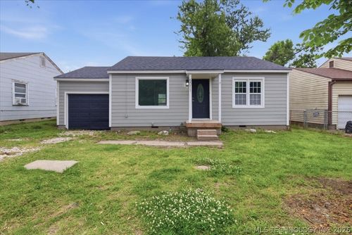 5011 S 31st West Ave, Tulsa, OK, 74107-7537 | Card Image