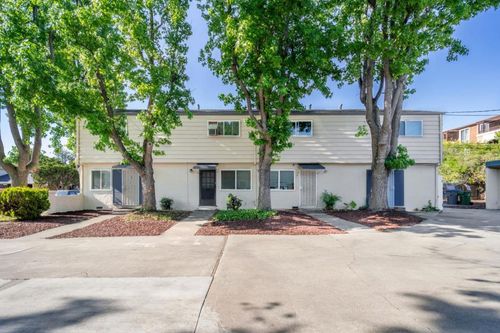 828 Opal Dr, San Jose, CA, 95117-2637 | Card Image